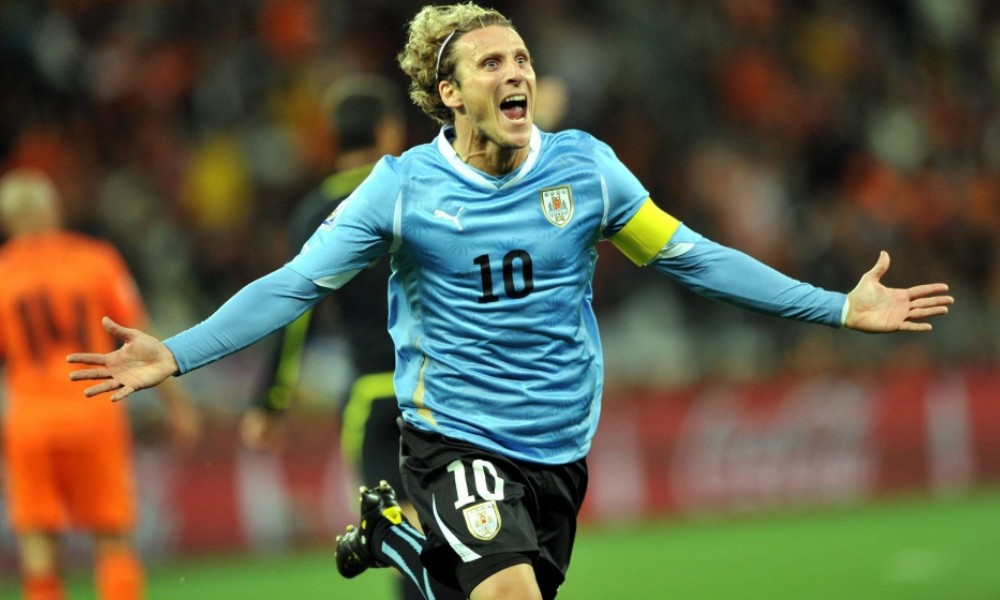 famosos que nacieron el 19 de mayo Diego Forlán