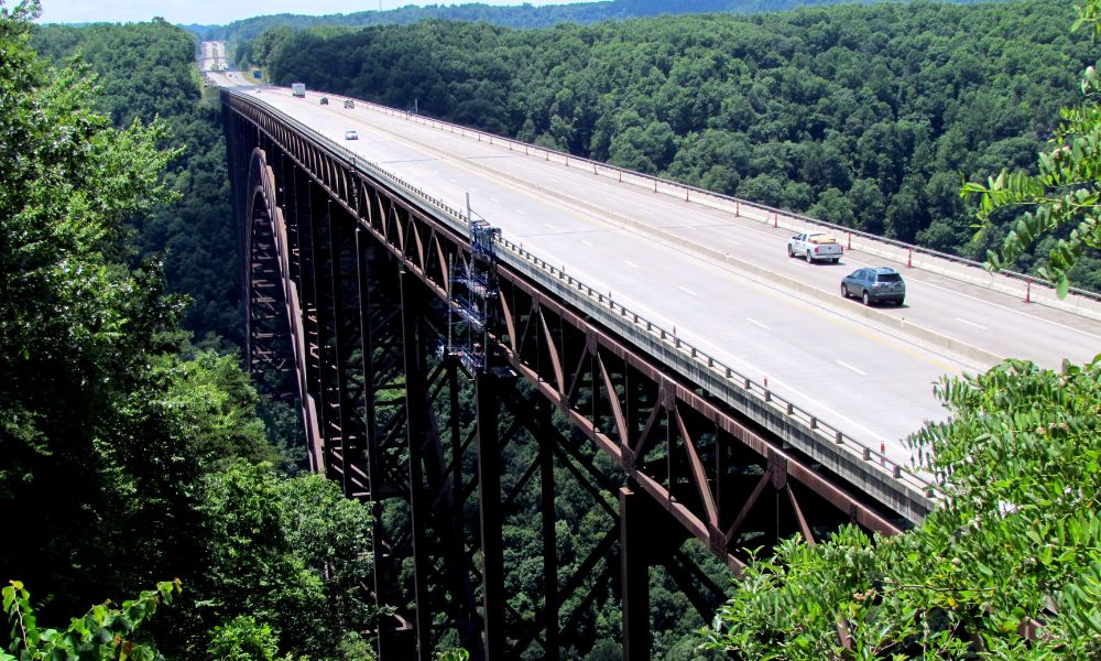 Calzada del puente de New River Gorge.