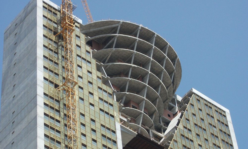 Edificio Intempo en construcción.