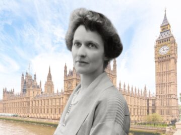 Nancy Astor primera mujer en el Parlamento británico