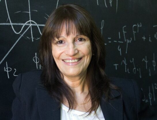 María Teresa Dova, la científica argentina que ganó el Premio L'Oréal-UNESCO 2025