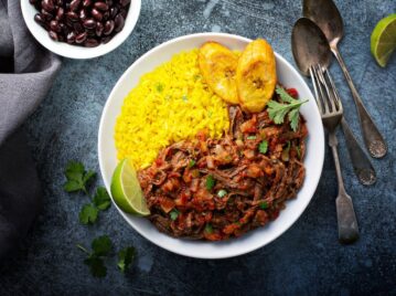 Ropa vieja, comida típica cubana
