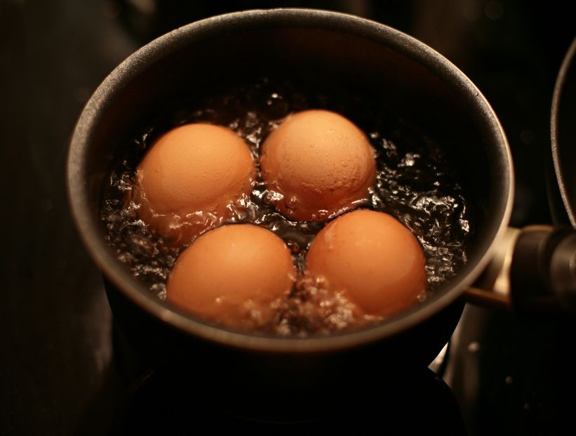 Hervir huevos con vinagre