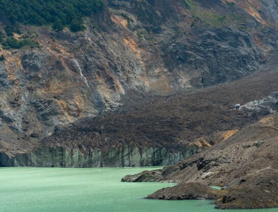 Ventisquero Negro: una joya de la Patagonia oculta en el parque nacional Nahuel Huapi