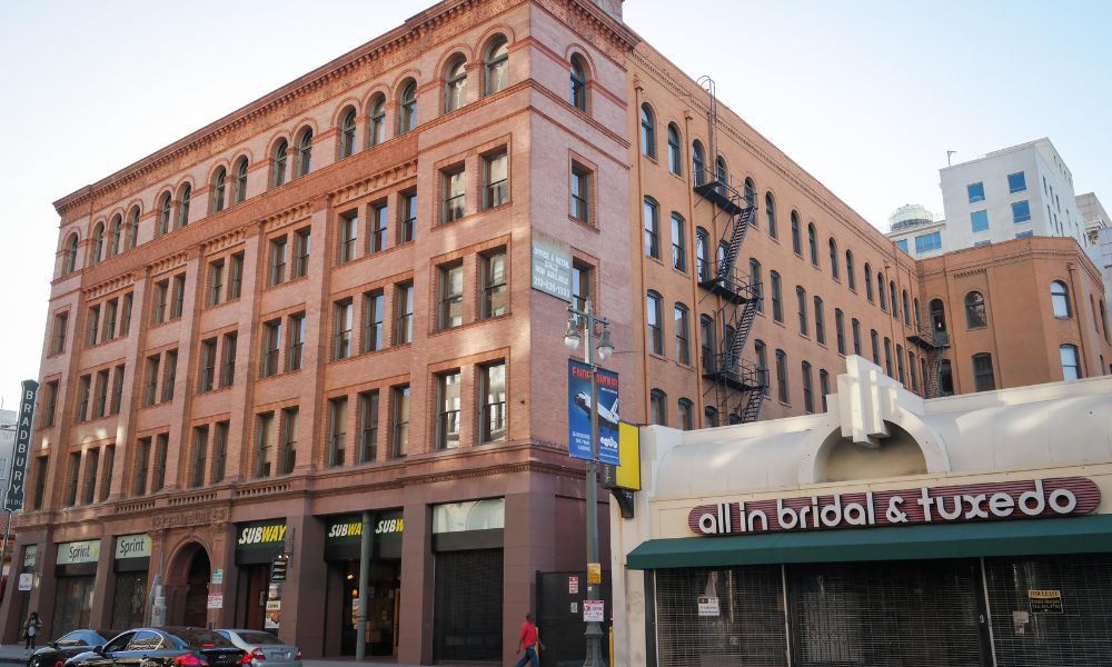 Fachada del Bradbury Building.