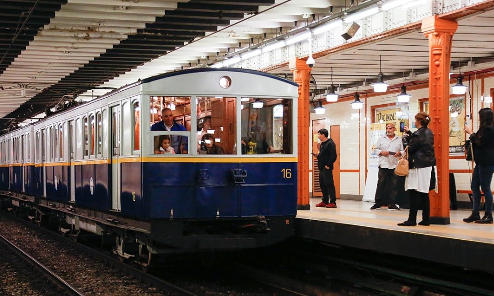 coches La Brugeoise línea A subterráneo