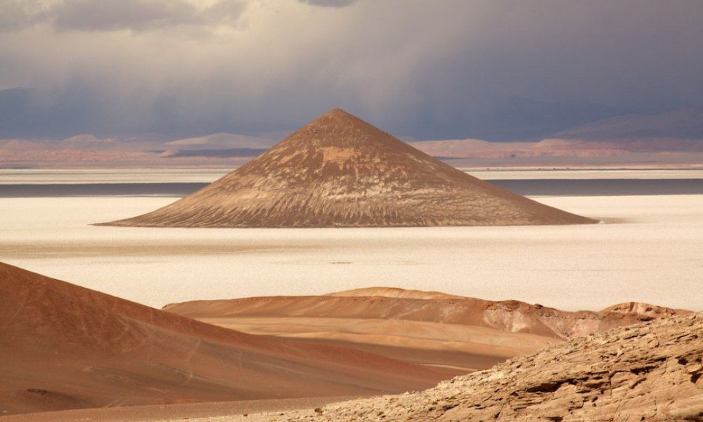 Vistas al Cono de Arita de Salta.