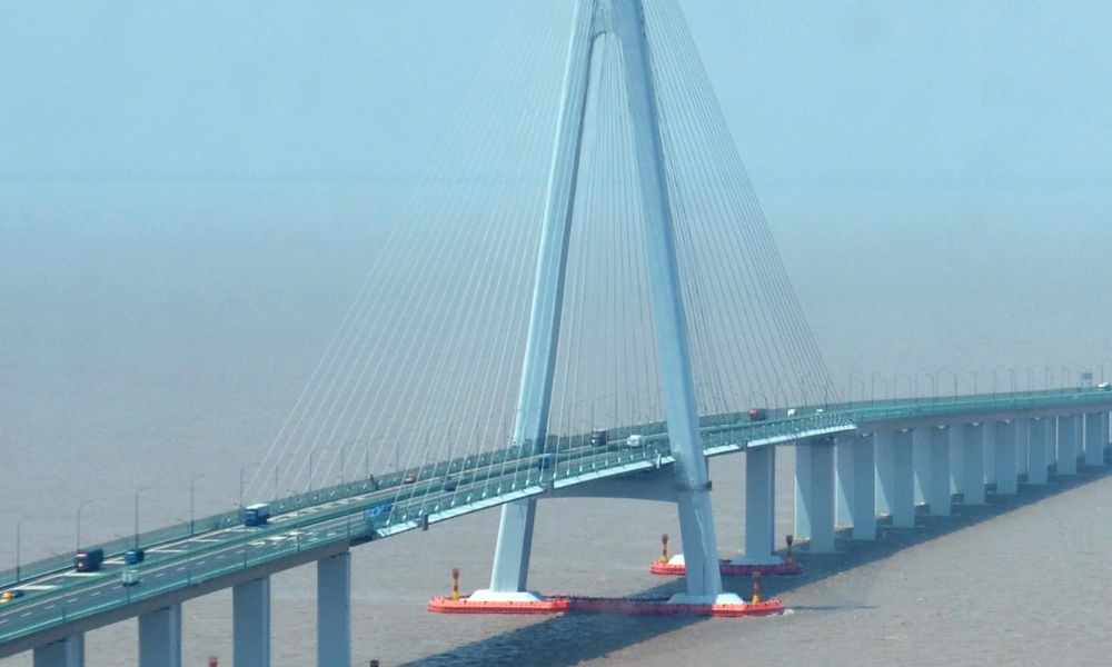 Estructura del puente de la bahía de Hangzhou..