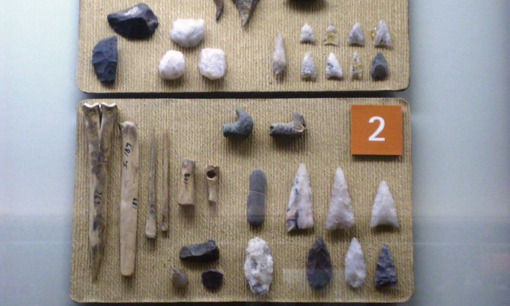 Objetos de la Gruta Inti Huasi.