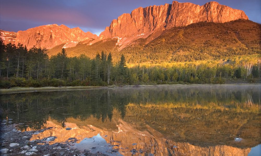 Paisajes de Montañas Rocosas.