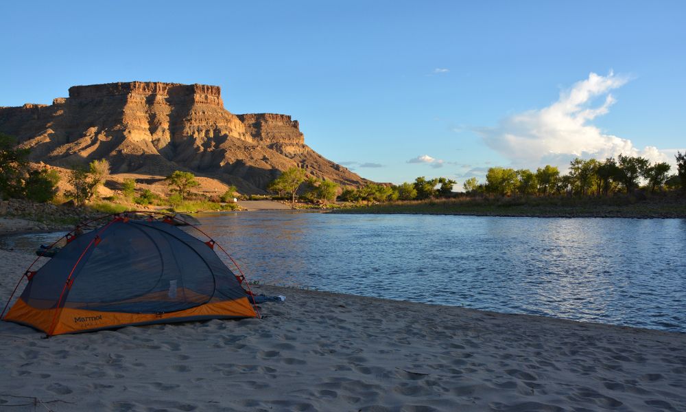 Camping en el Cañón de la Desolación.