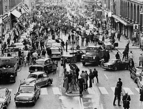 Dagen H: el día que Suecia frenó la circulación y cambió todas sus señales de tránsito en cuatro horas