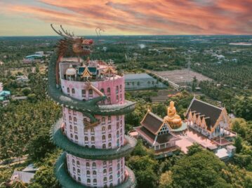 Wat Samphran