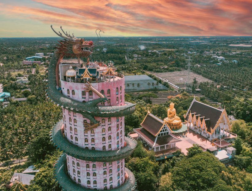Wat Samphran