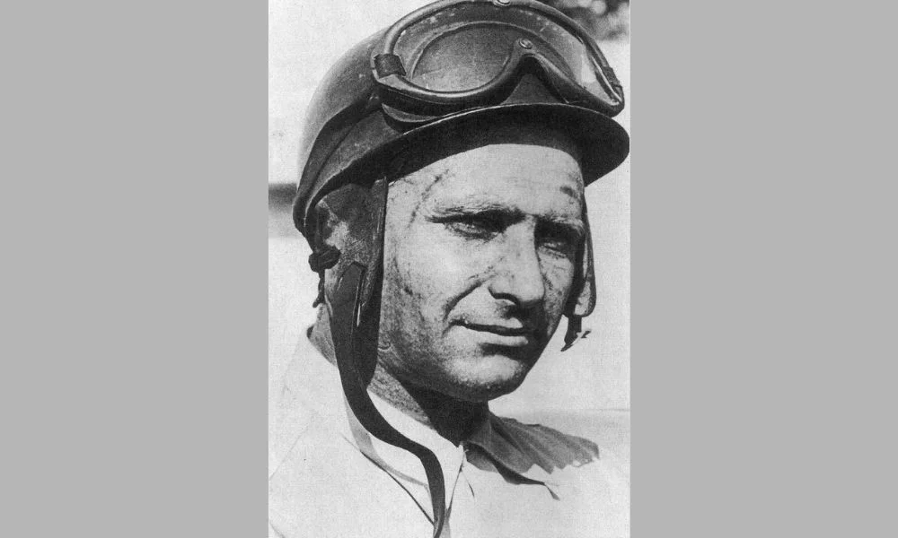 Retrato de Juan Manuel Fangio.