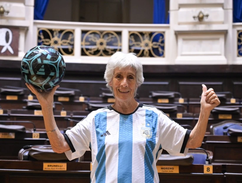 Elba Selva, futbolista argentina que forma parte de Las Pioneras en el fútbol femenino y que metió cuatro goles a Inglaterra