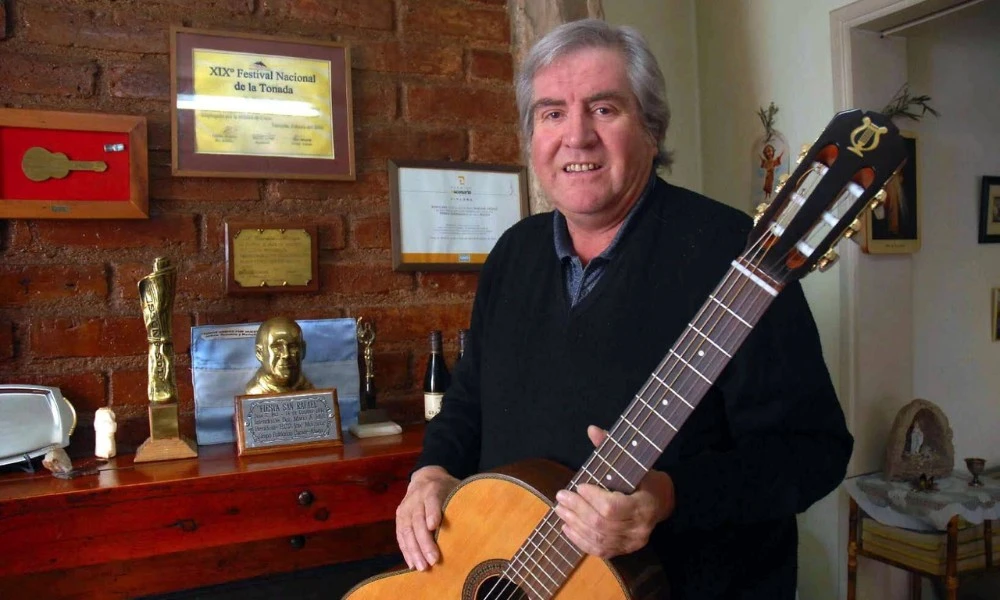 Día del Cantor Cuyano 19 de agosto