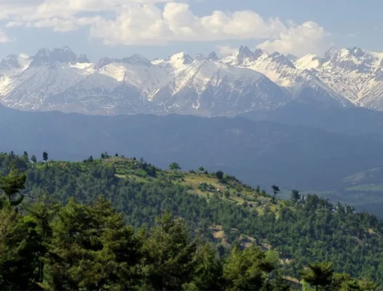 ¿En qué lugar de Turquía están los Montes Tauro y qué características tiene esta cadena montañosa de 1.500 kilómetros?