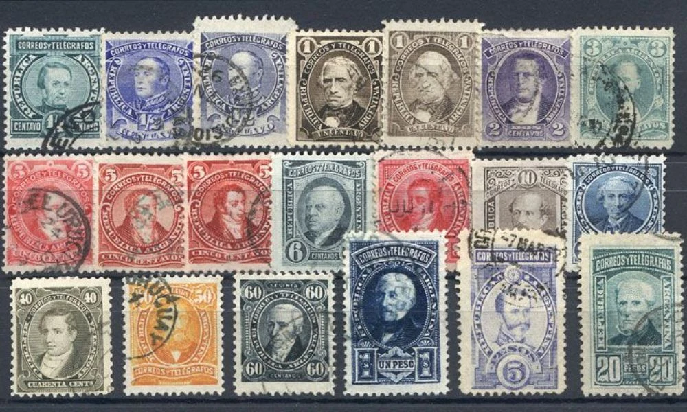 Colección en el Día del Filatelista Argentino.