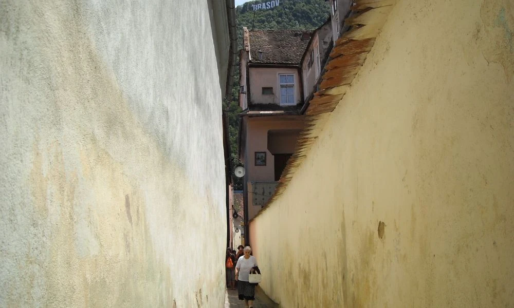 Vistas desde la calle Sforii.