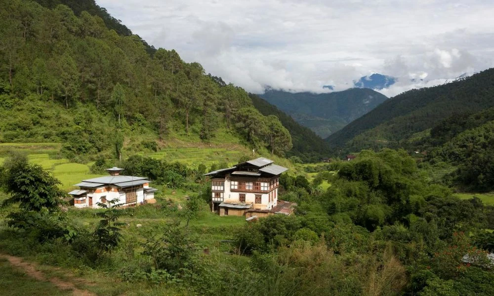 Paisajes que recorre el Snowman Trek.