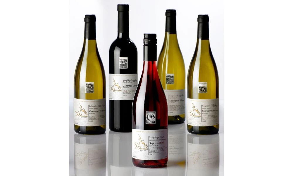 Etiqueta Saperavi en un vino.