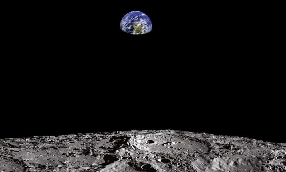 distancia entre la Luna y la Tierra