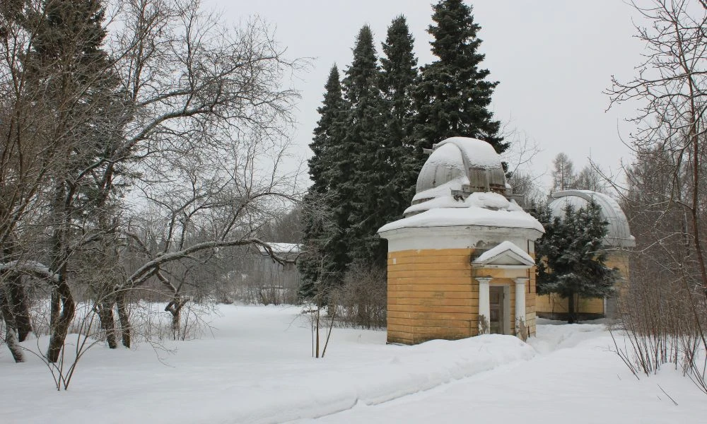 El Observatorio de Púlkovo con nieve.