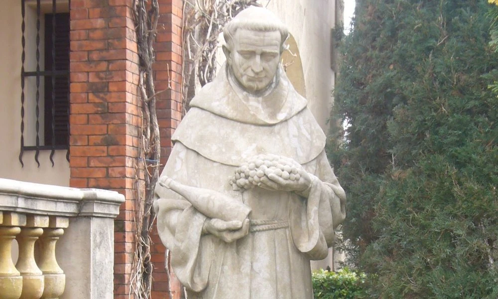 Dom Pierre Pérignon, inventor del champán.