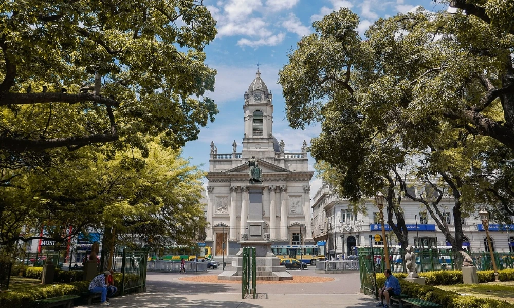 la verdadera diferencia entre Flores y Floresta