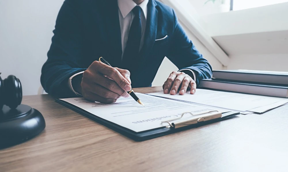 por qué al abogado se le dice doctor