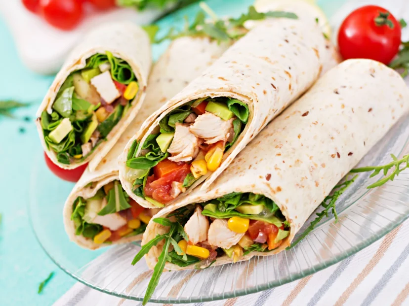 Vianda escolar del miércoles: receta de wraps de pollo y verduras