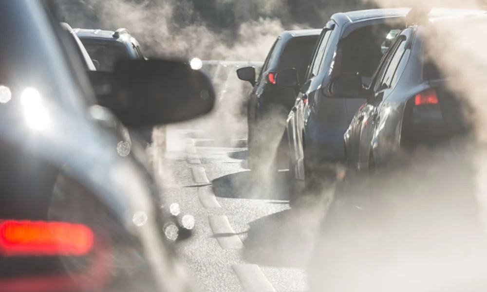 Autos en la ciudad más contaminada de España.