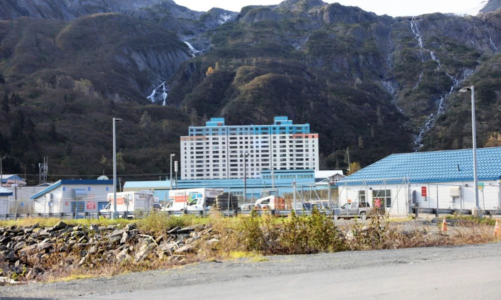 Vistas al Begich Towers.