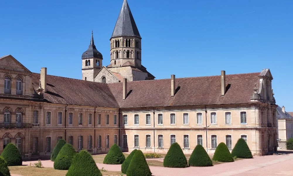 Arquitectura de la Abadía de Cluny.