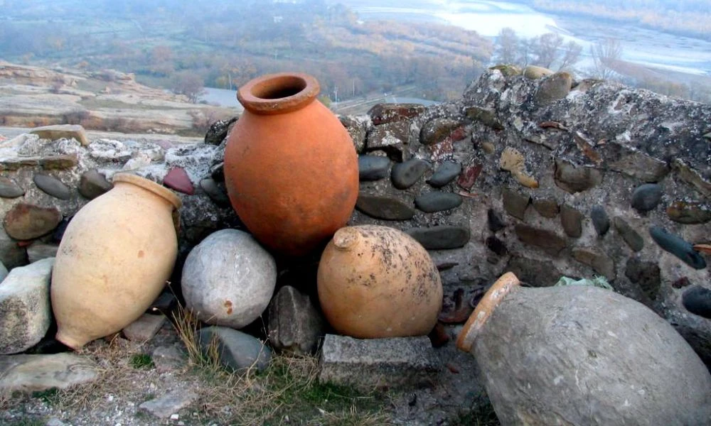 La tinaja Kvevri un poco más moderna.