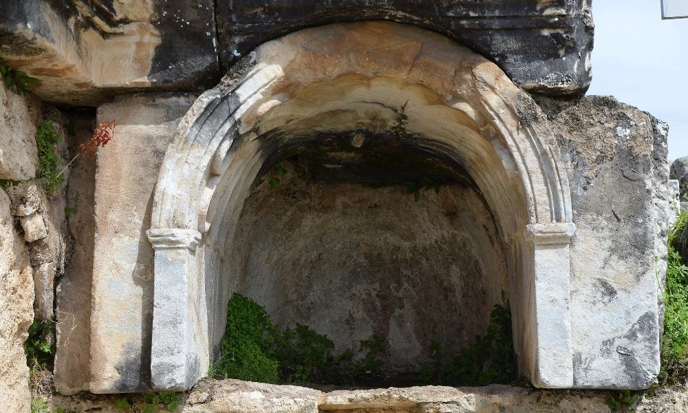 Arco de Plutonio de Hierápolis.