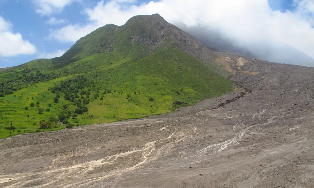 Aspecto actual del volcán Soufrière Hills.