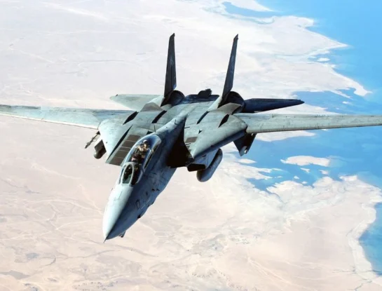 La historia del Grumman F-14 Tomcat: un increíble avión de 1974 que aún vuela a 2485 km/h