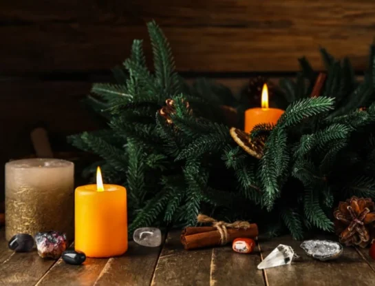 Conocé la historia de las fiestas paganas que dieron origen a las costumbres más arraigadas de las religiones