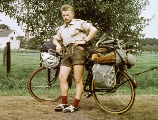 El viaje en bicicleta más largo de la historia: 52 años, 196 países y 648.000 kilómetros