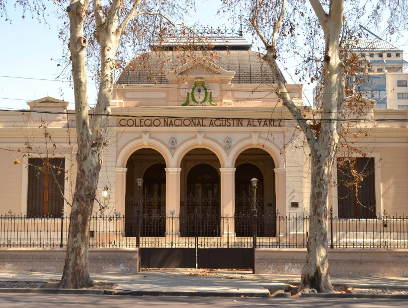 Colegio Nacional Agustín Álvarez, la escuela más antigua de Mendoza aún en funcionamiento