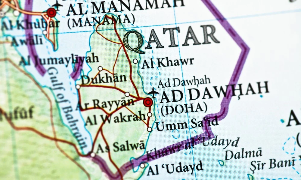 mapa de Catar, país ubicado en la Península Arábiga