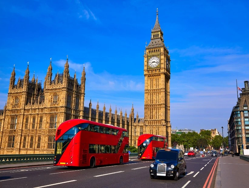 Big Ben, donde está el reloj de cuatro caras más grande del mundo