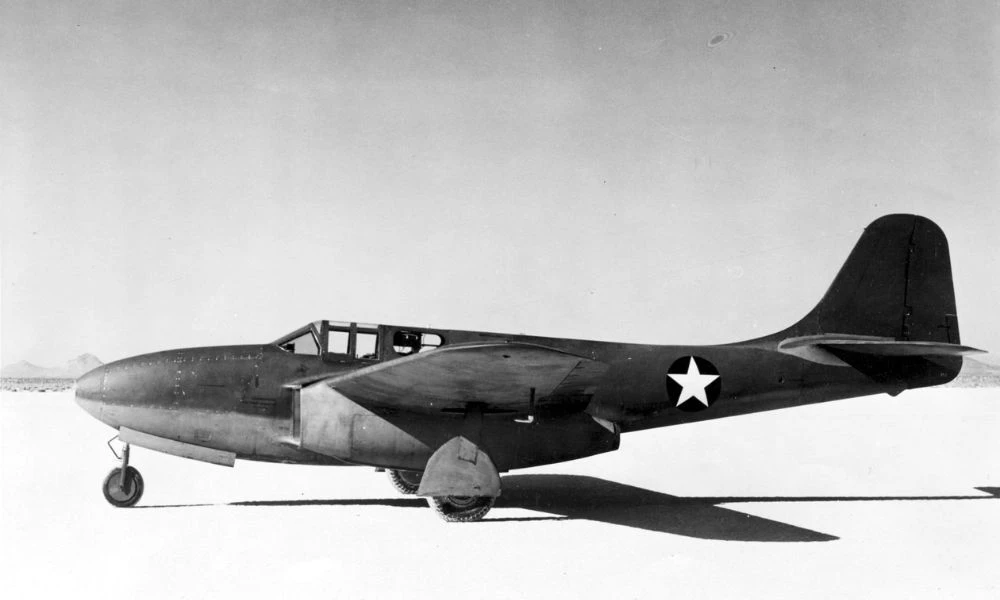 Aspecto del primer avión de reacción de Estados Unidos.