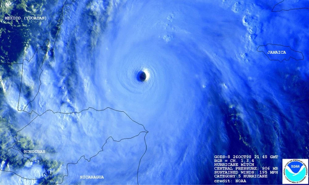 Vista satelital del huracán más mortífero de América Central..