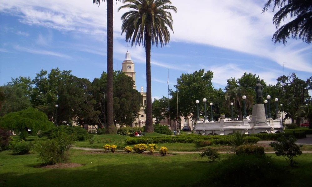 Plaza de San Antonio de Areco.