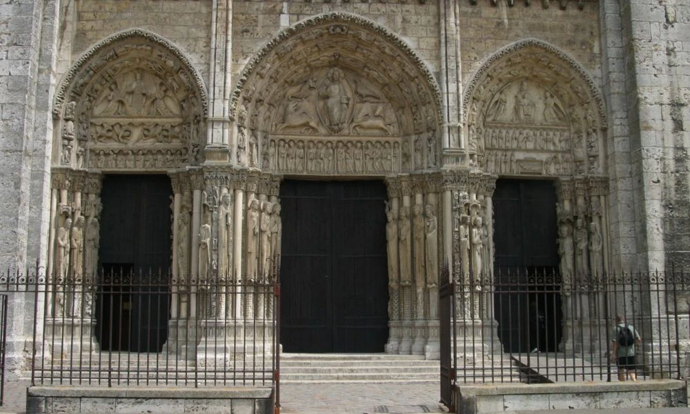 Diseño de la Catedral de Chartres.