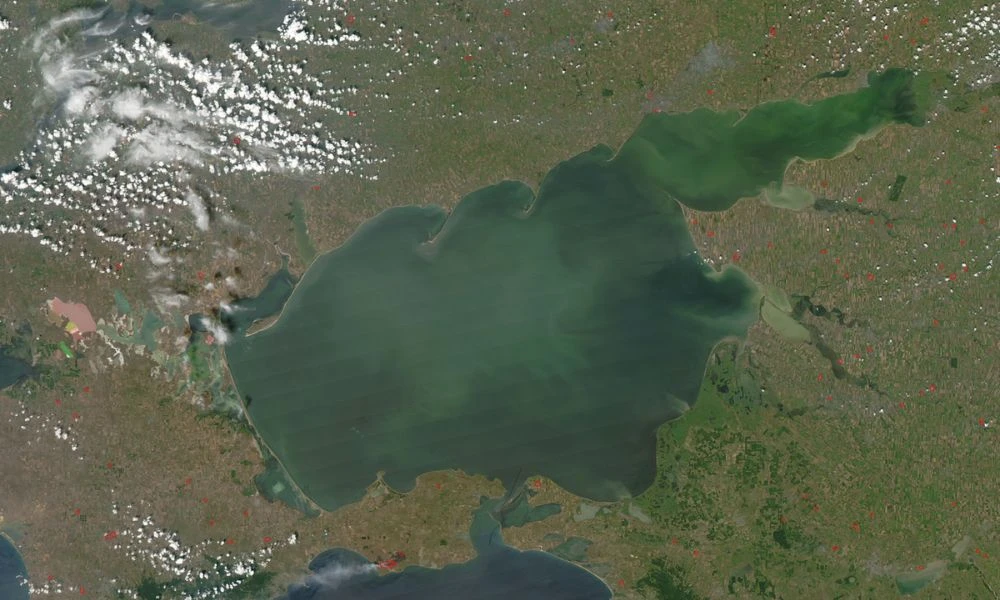 Vista satelital del mar más llano del mundo.