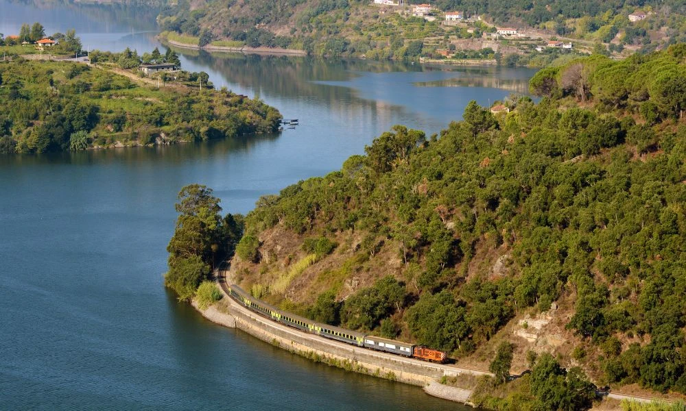 Vistas a la Línea del Duero.